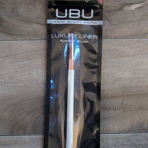 UBU Luxury Liner Eyeliner Brush